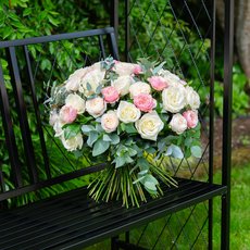 Bouquets & arrangements