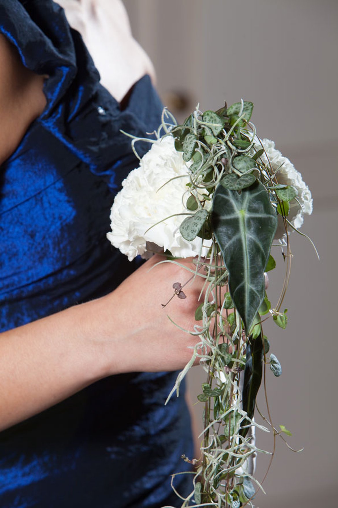 Bouquet de mariée avec ceropagias et alocasias