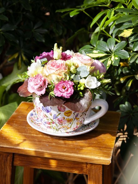 Composition dans une tasse