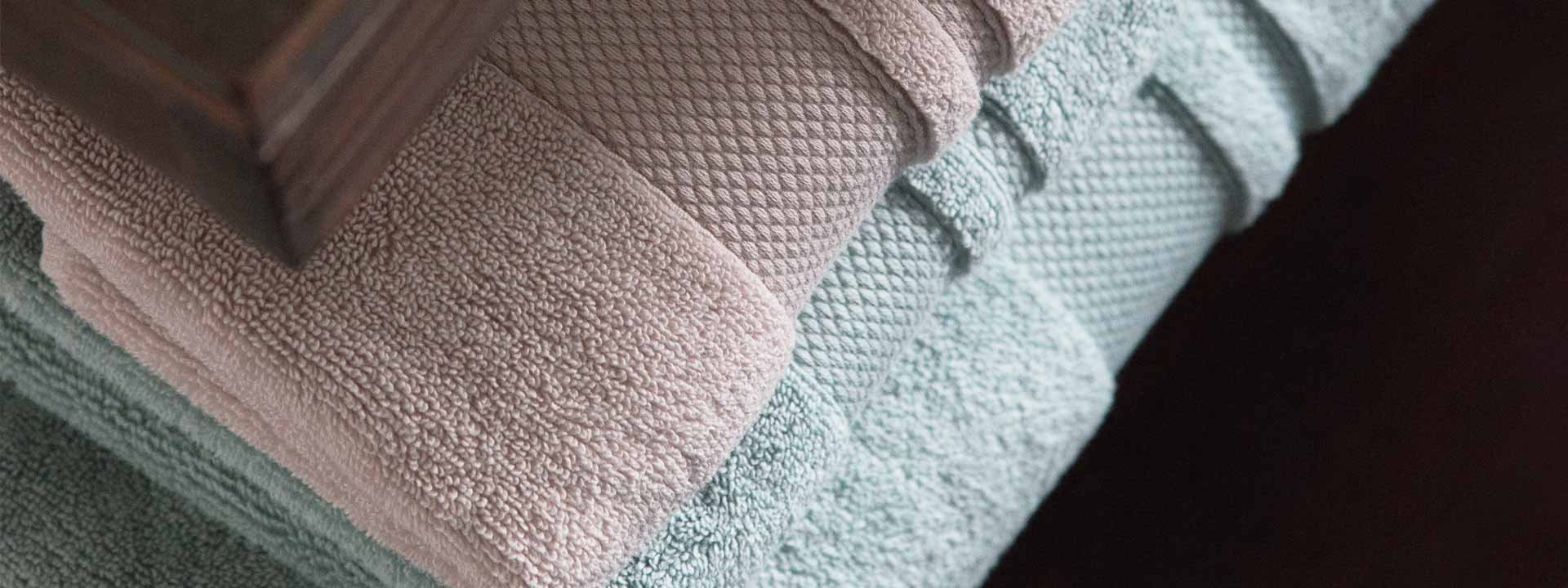 Charme et élégance : renouveler votre linge de maison