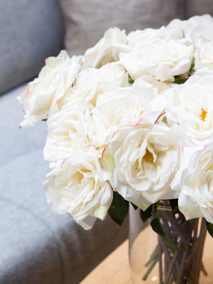 Faites entrer le printemps avec un bouquet de fleurs artificielles