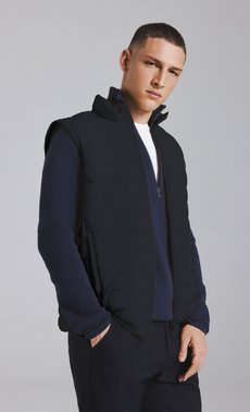 L'Homme
by Schilliger

 