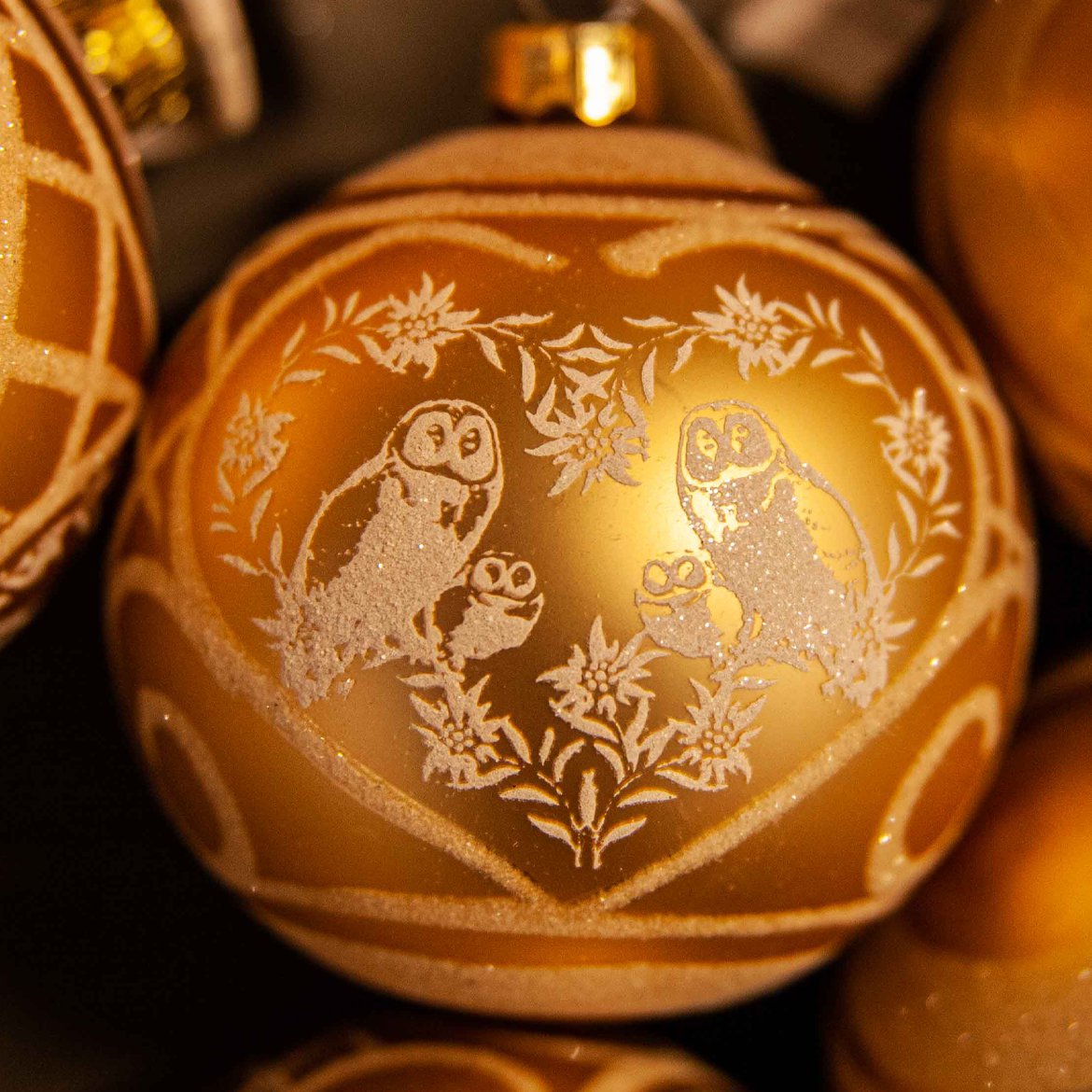 Blog - Conseils & Inspiration - Tout savoir sur la boule de Noël - Boule Polonaise - Chouettes