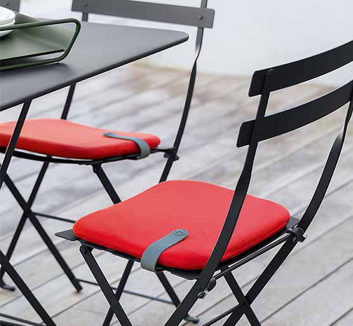 Renouveler la décoration de la terrasse et du jardin avec une chaise fermob