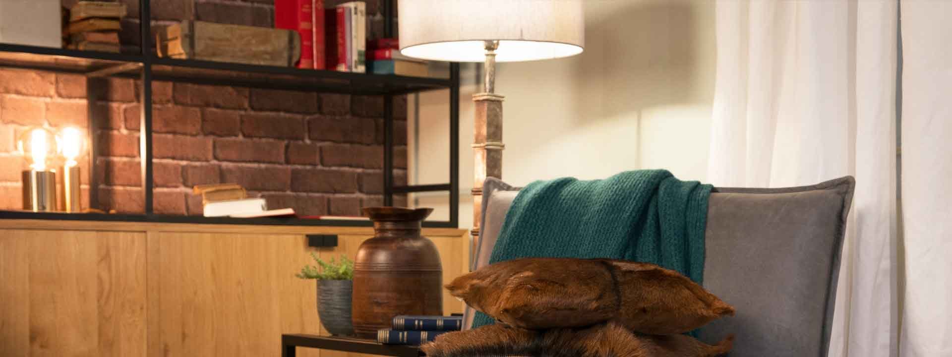 Un éclairage soigné pour un intérieur doux et chaleureux