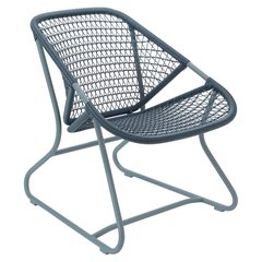 Fermob Sixties Fauteuil bas Sixties Gris fumée L 70 x l 61 x H71.5cm