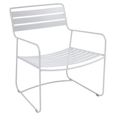 Fermob Surprising Fauteuil bas Surprising lounger sans repose pieds Blanc L 72 x l 62 x H70cm
