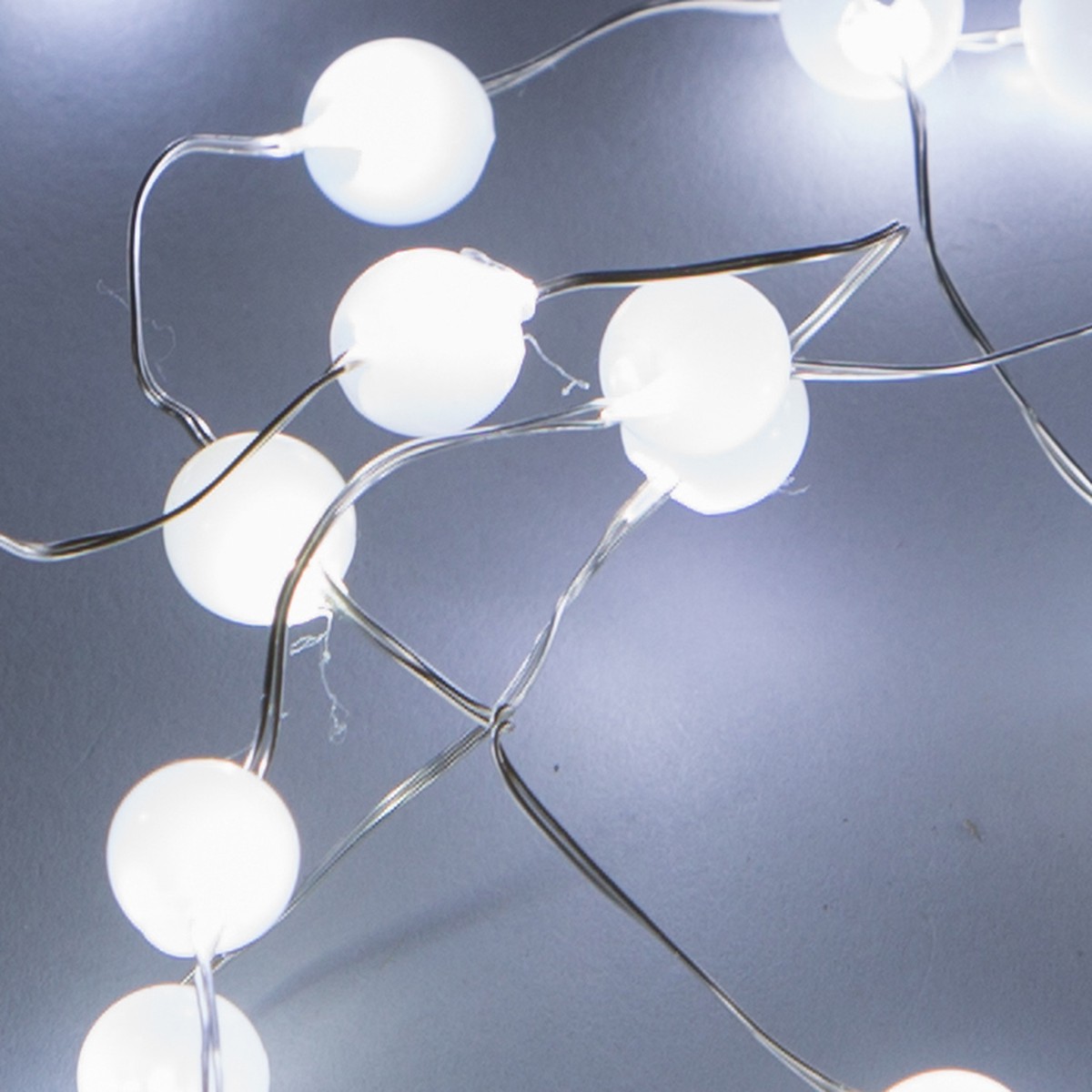   Guirlande Int. LED mini Boules à piles 30L  200cm
