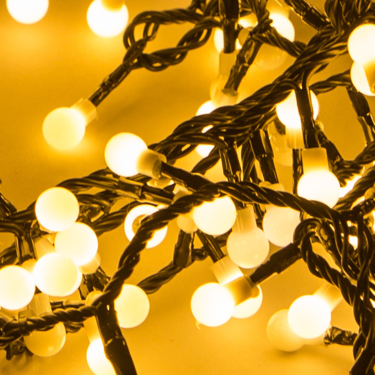  Guirlande Int./Ext. LED Chaude 180L. SILENT NIGHT Mini boules  6m (+5m de cable d alimentation)