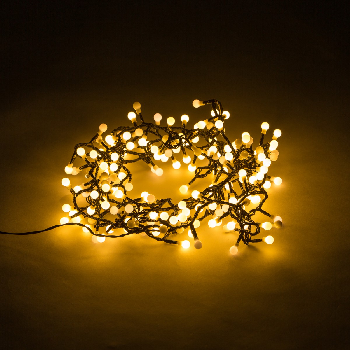   Guirlande Int./Ext. LED Chaude 180L. SILENT NIGHT Mini boules  6m (+5m de cable d alimentation)