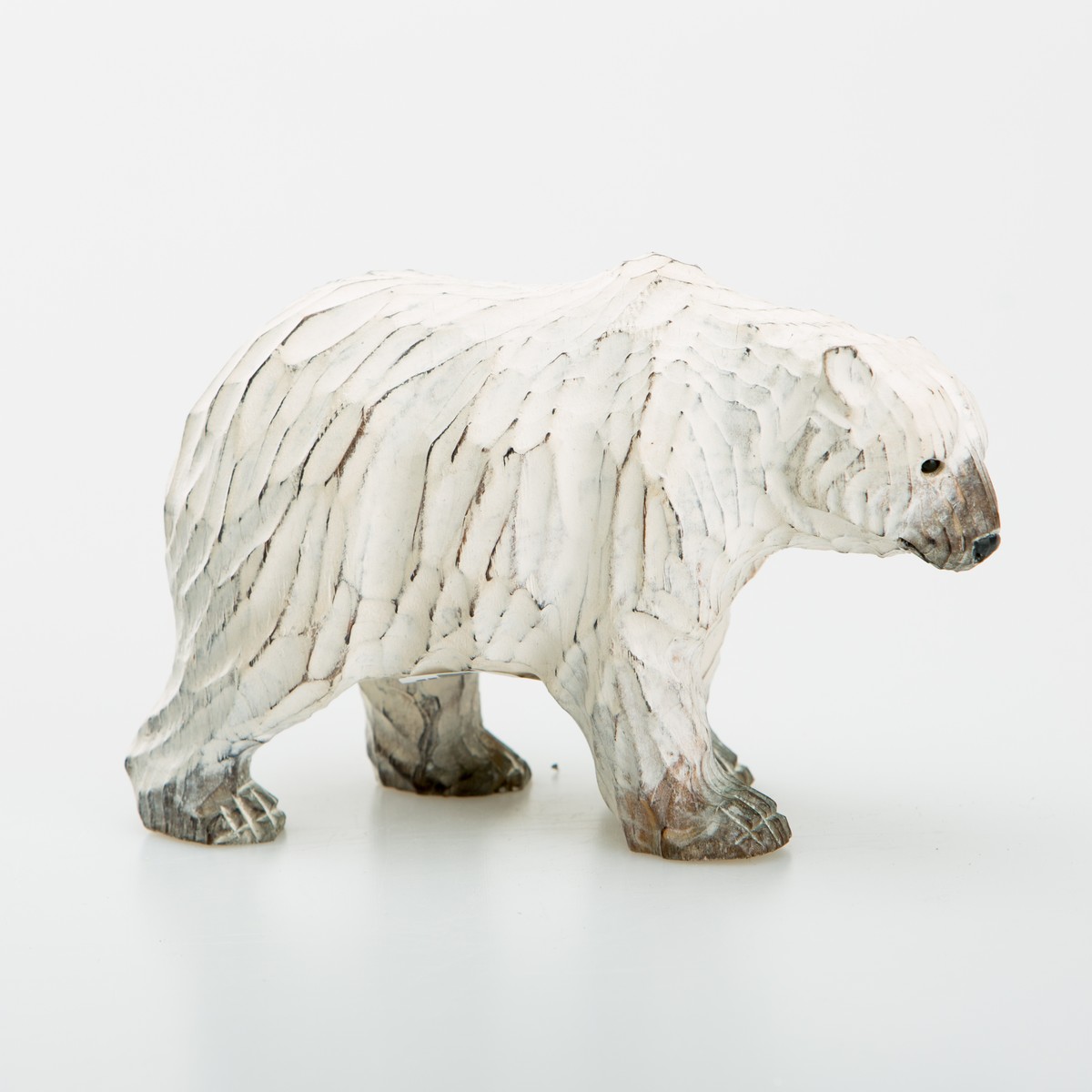   Ours blanc debout en bois sculpté à poser  31x12.5x14cm