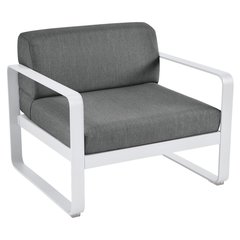 Fermob Bellevie Fauteuil club Bellevie avec Coussin Gris Graphite inclus Blanc L 85x l 75x H56cm