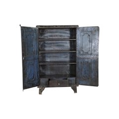 Les Restaurés, by Schilliger  Armoire 2 portes en métal ancien  107x48x173cm