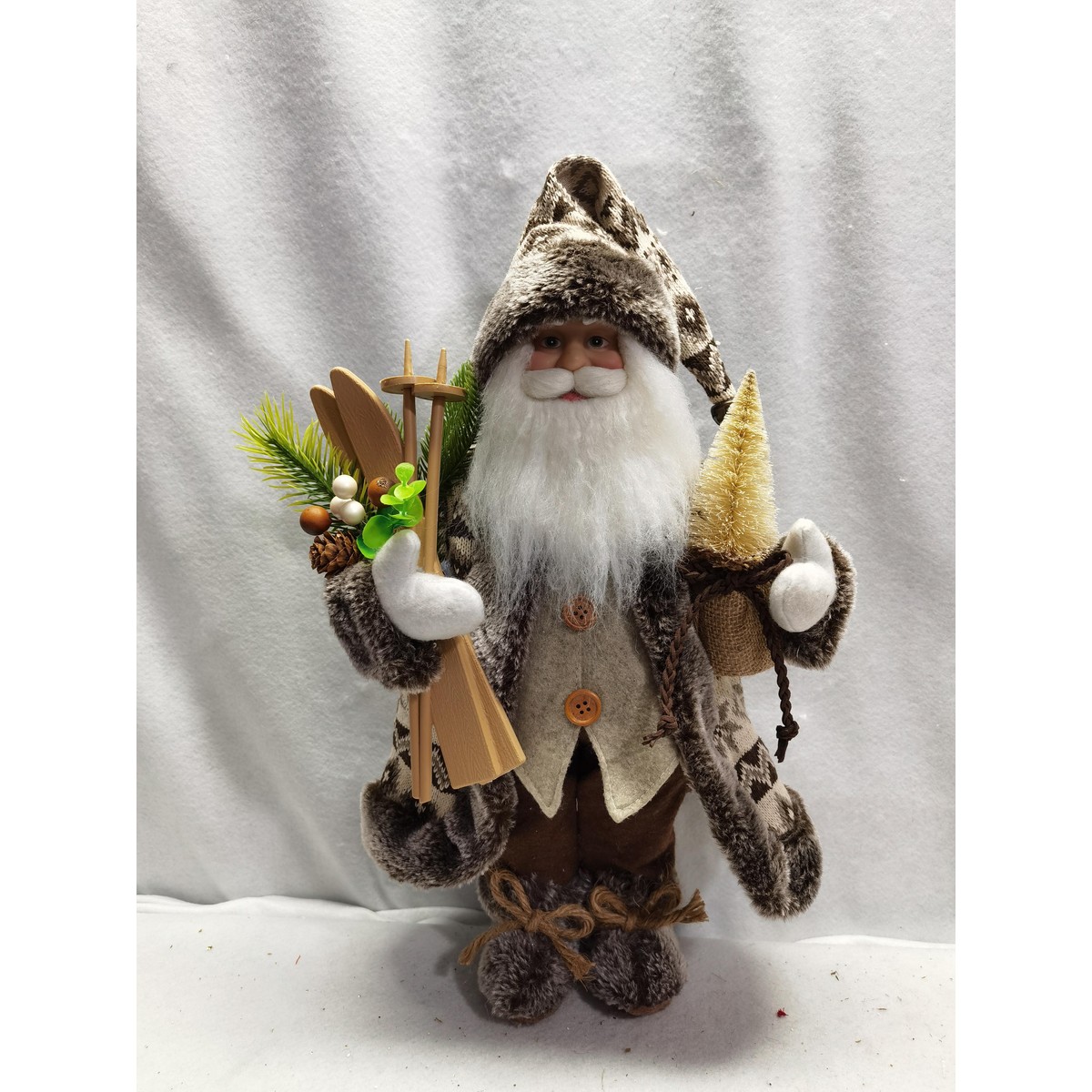 Schilliger Design  Père Noël Beige avec ski  40cm